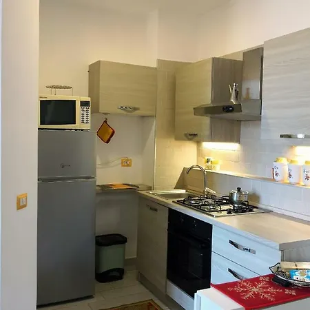 Casa Amelia * אג'רולה